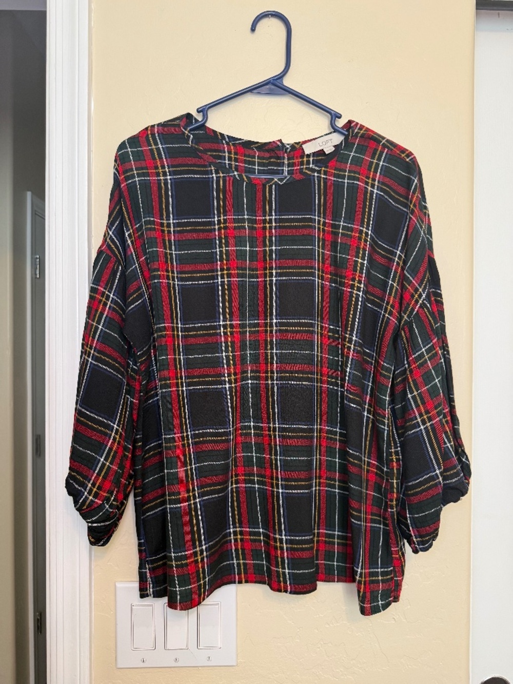 LOFT 3/4 Sleeve Top
